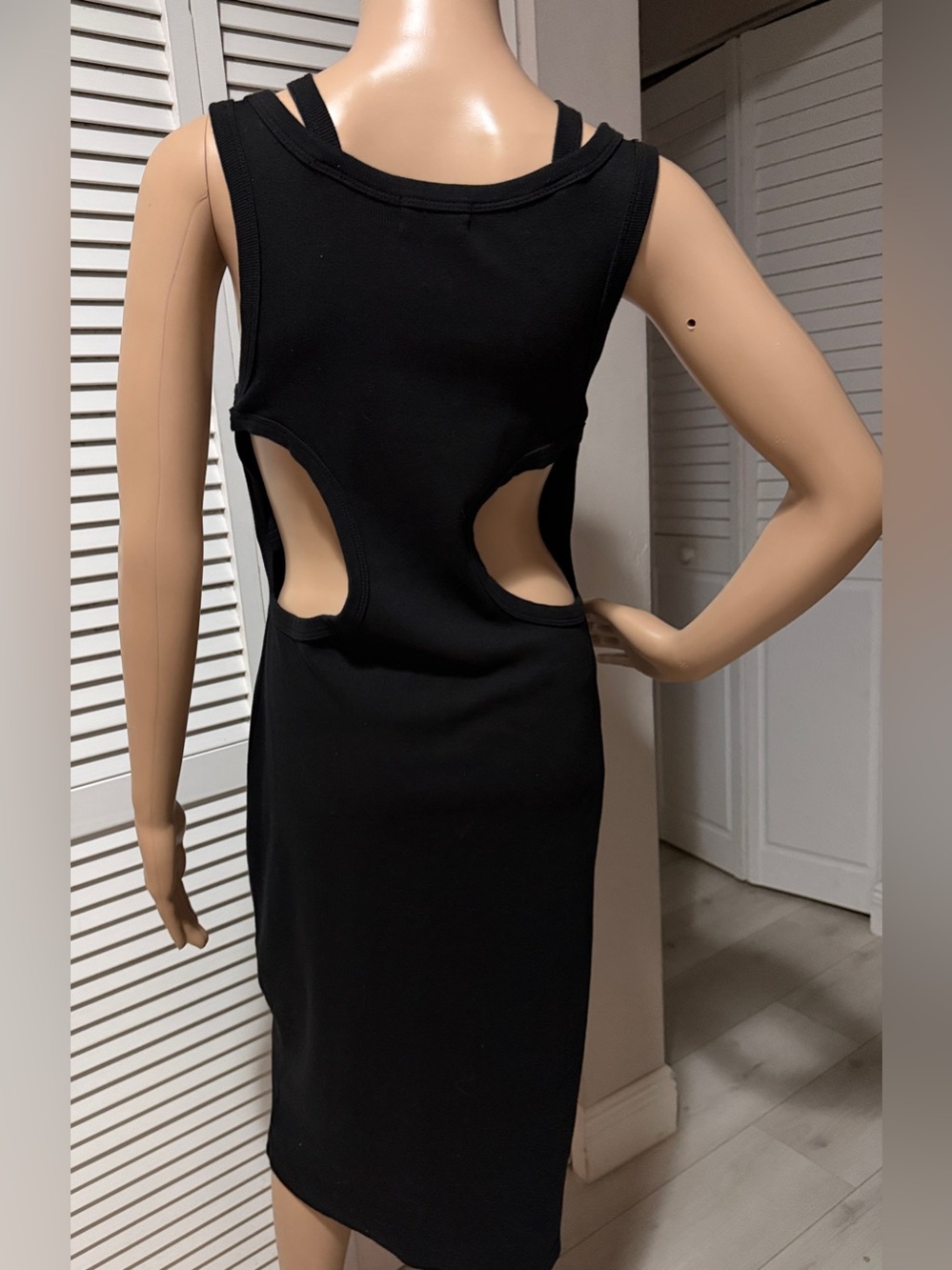 t.la Black  Cutout Midi Dress Size M Made in USA
